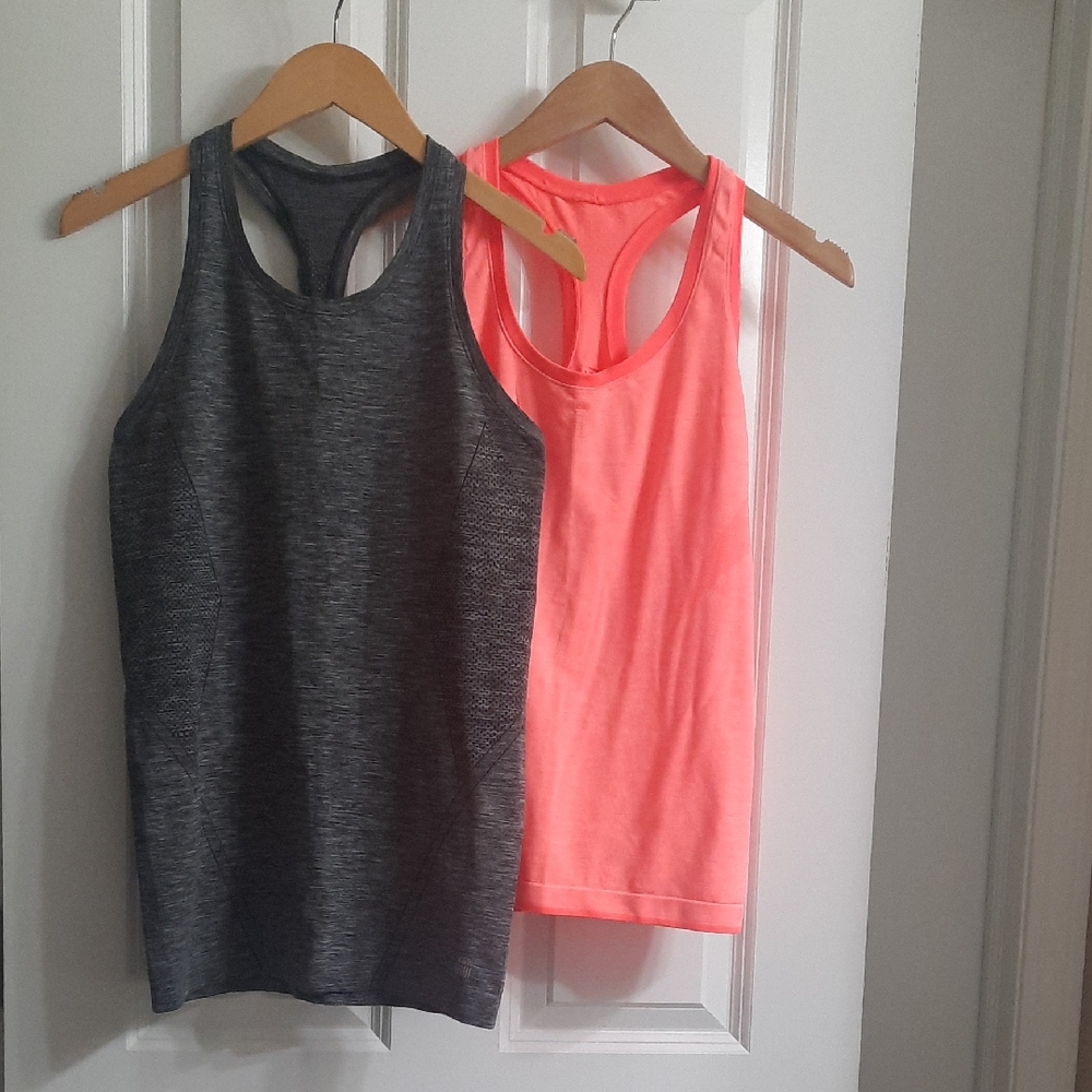 Victoria's Secret Sport Bundle Seamless Charcoal & Neon Pink Tanks